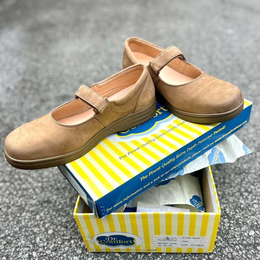 Dr. Comfort Merry-Jane woman’s shoe size 9 wide